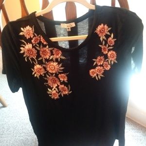Black FlowyFlower Shirt